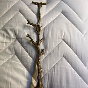 “J” MONOGRAM FORAL JEWELRY STAND